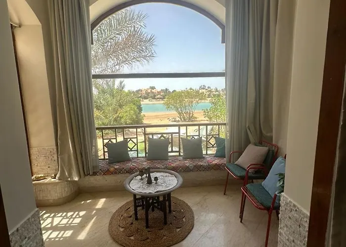 premium Location Studio in private villa Nubia Elgouna